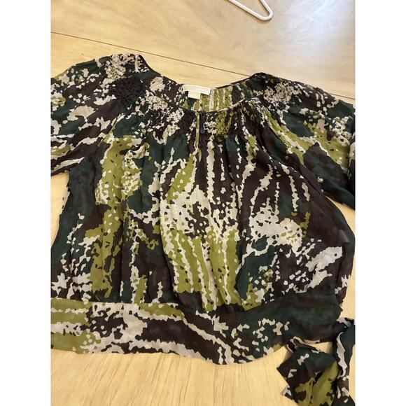 Michael Kors 100% Silk green camo print blouse 3X plus size ruched neckline Boho - Picture 16 of 16